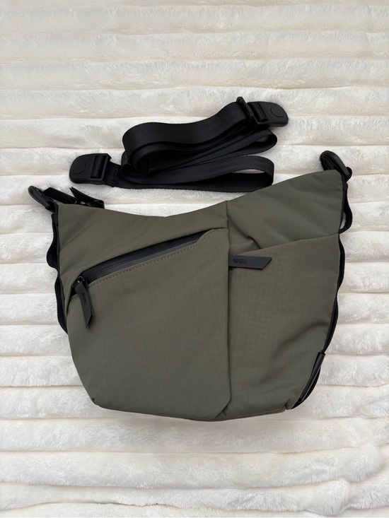 Alpaka Other - Alpaka- Flow Satchel 2L - Green - NWT